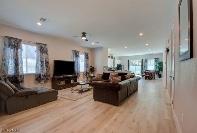 5534 Stormy Night Court, Las Vegas, NV 89120