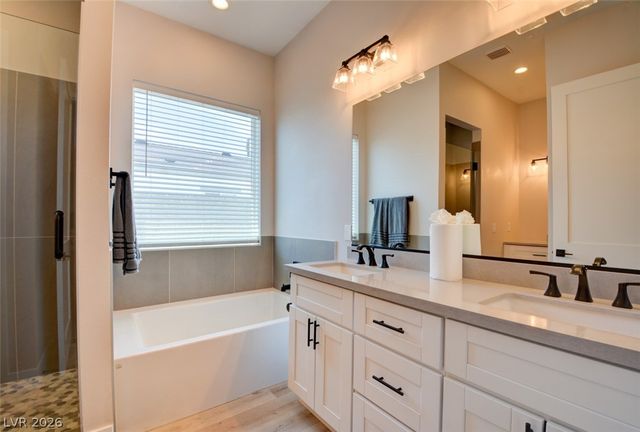5534 Stormy Night Court, Las Vegas, NV 89120