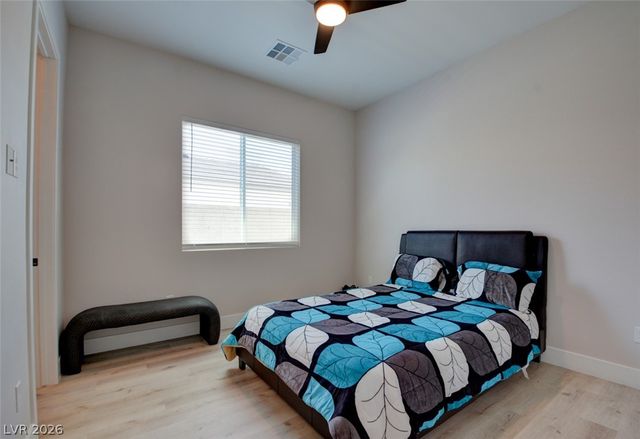 5534 Stormy Night Court, Las Vegas, NV 89120