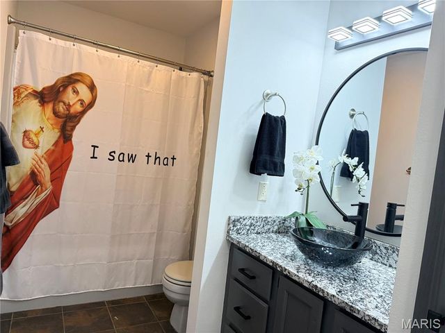 11725 Fairway Circle Drive, Dexter, MO 63841