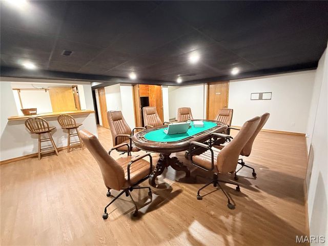 11725 Fairway Circle Drive, Dexter, MO 63841