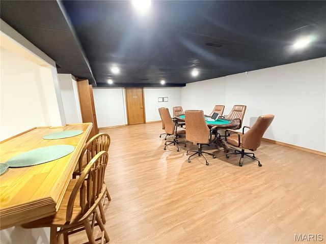 11725 Fairway Circle Drive, Dexter, MO 63841