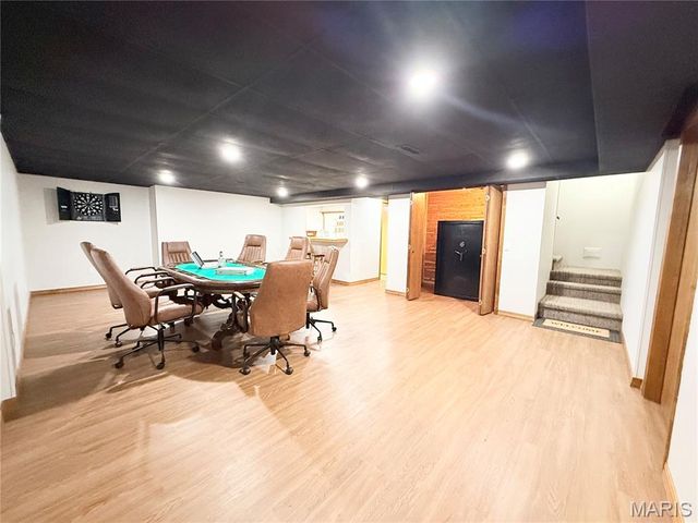 11725 Fairway Circle Drive, Dexter, MO 63841