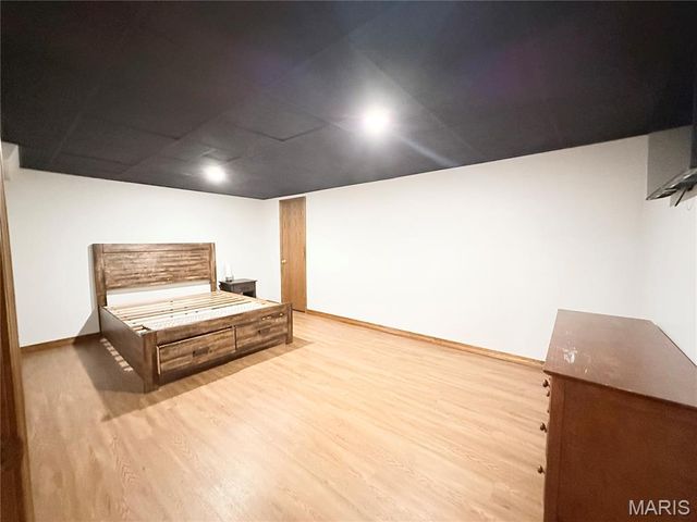 11725 Fairway Circle Drive, Dexter, MO 63841