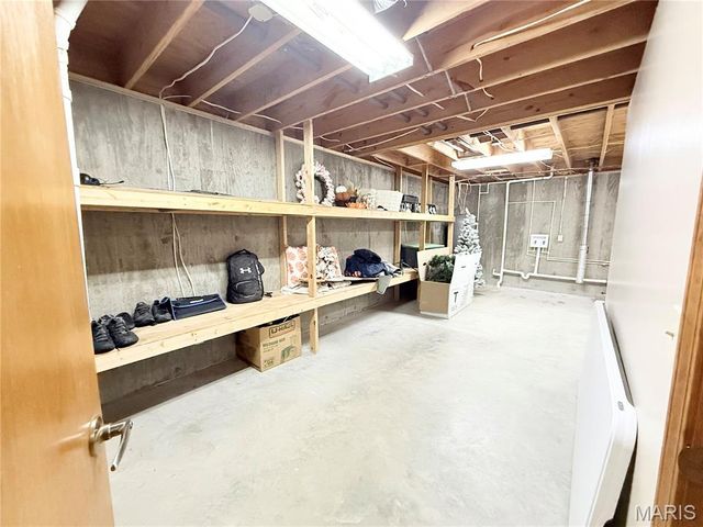 11725 Fairway Circle Drive, Dexter, MO 63841