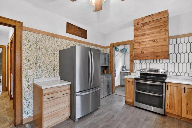 805 1st Center Avenue, Brodhead, WI 53520