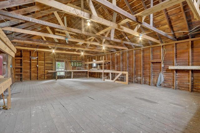 805 1st Center Avenue, Brodhead, WI 53520