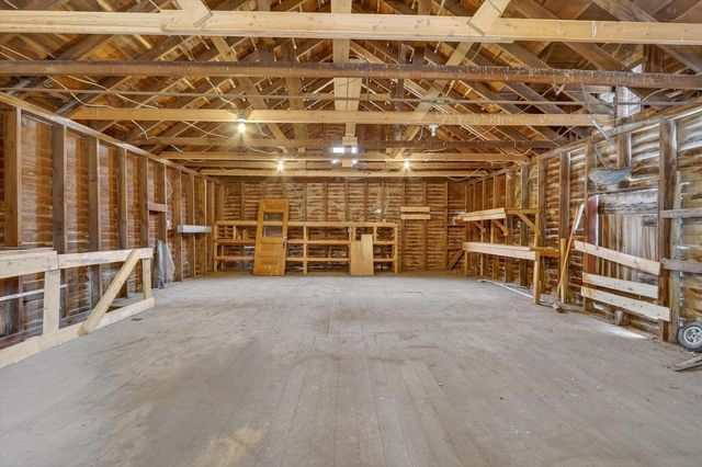 805 1st Center Avenue, Brodhead, WI 53520