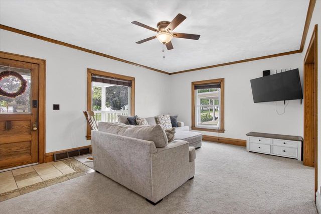805 1st Center Avenue, Brodhead, WI 53520