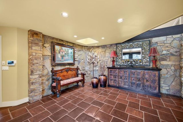 15068 Lago Dr, Rancho Murieta, CA 95683