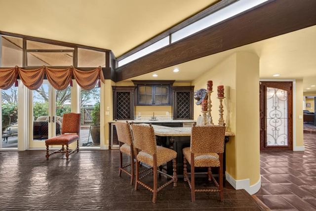 15068 Lago Dr, Rancho Murieta, CA 95683