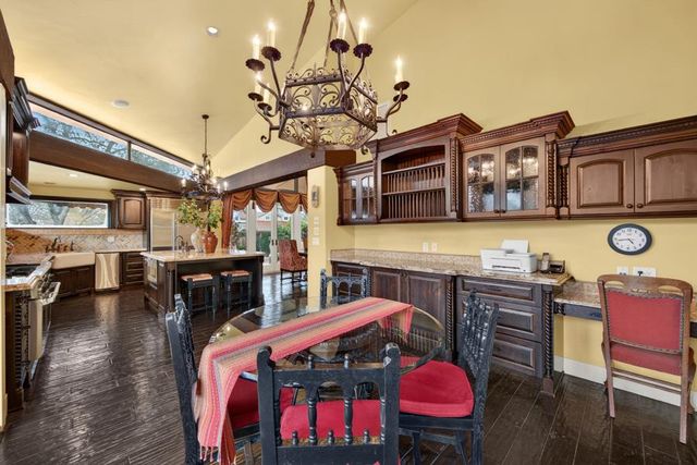 15068 Lago Dr, Rancho Murieta, CA 95683