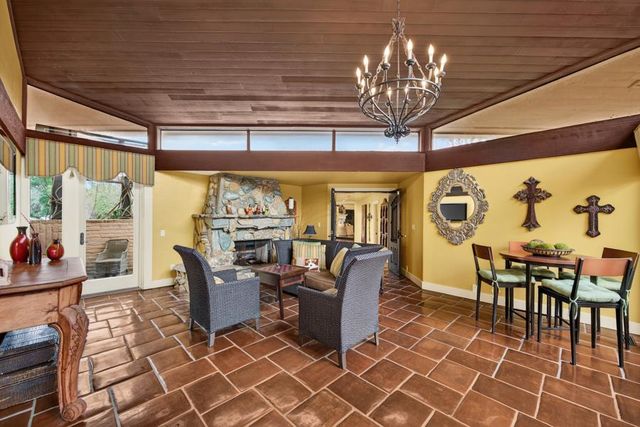 15068 Lago Dr, Rancho Murieta, CA 95683