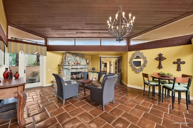 15068 Lago Dr, Rancho Murieta, CA 95683