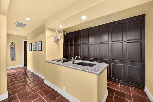 15068 Lago Dr, Rancho Murieta, CA 95683