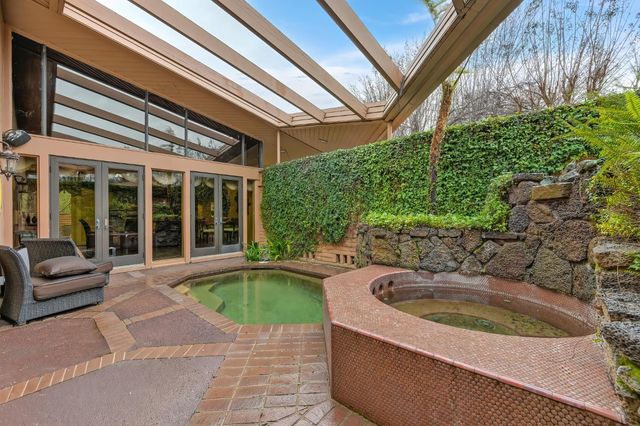 15068 Lago Dr, Rancho Murieta, CA 95683