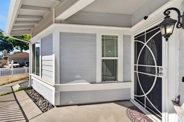 5345 Jade Creek Way, Elk Grove, CA 95758
