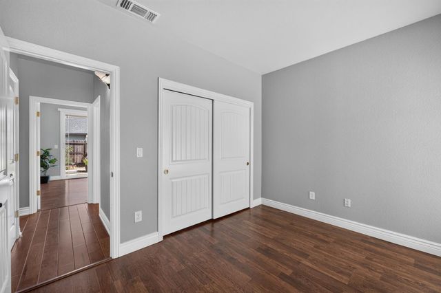 5345 Jade Creek Way, Elk Grove, CA 95758