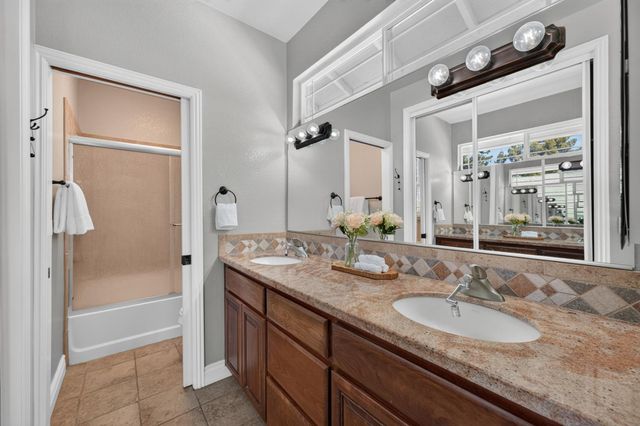 5345 Jade Creek Way, Elk Grove, CA 95758