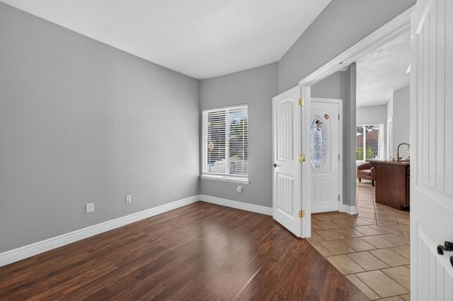5345 Jade Creek Way, Elk Grove, CA 95758