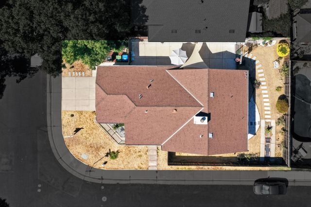 5345 Jade Creek Way, Elk Grove, CA 95758