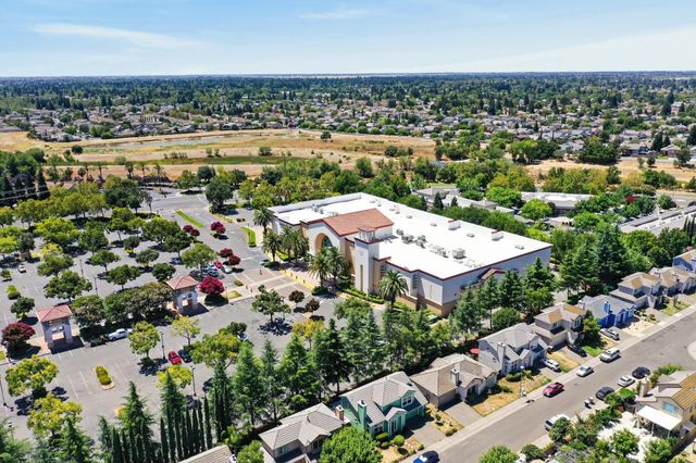 5345 Jade Creek Way, Elk Grove, CA 95758