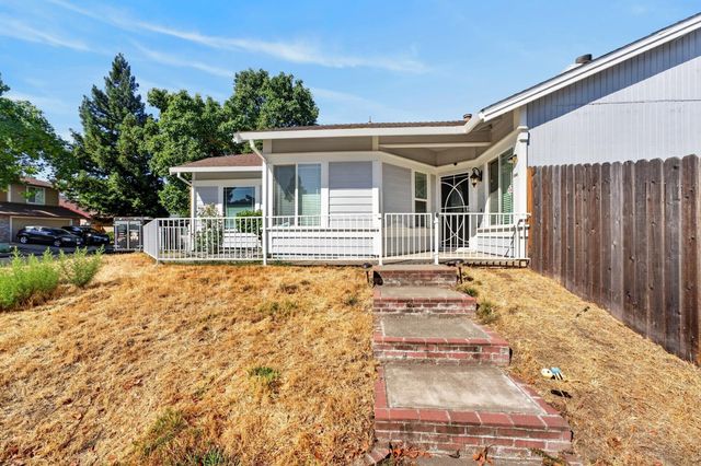 5345 Jade Creek Way, Elk Grove, CA 95758