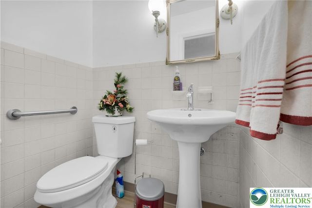 1118 North 28th Street, South Whitehall Twp, PA 18104