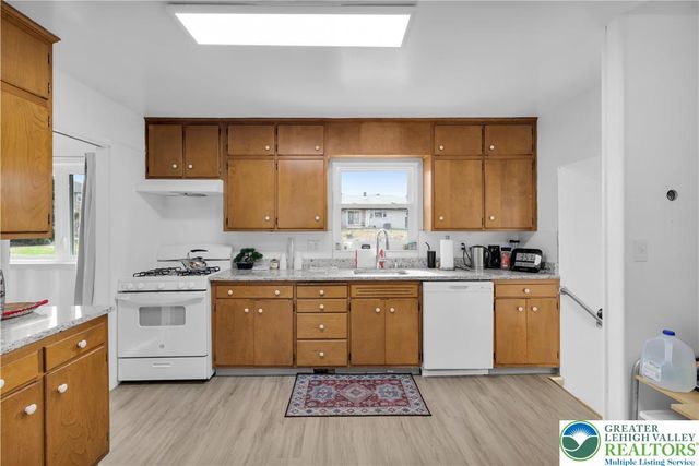 1118 North 28th Street, South Whitehall Twp, PA 18104