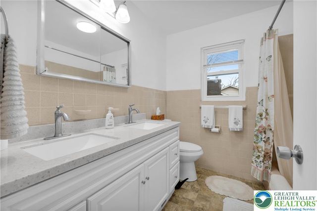 1118 North 28th Street, South Whitehall Twp, PA 18104
