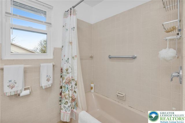 1118 North 28th Street, South Whitehall Twp, PA 18104
