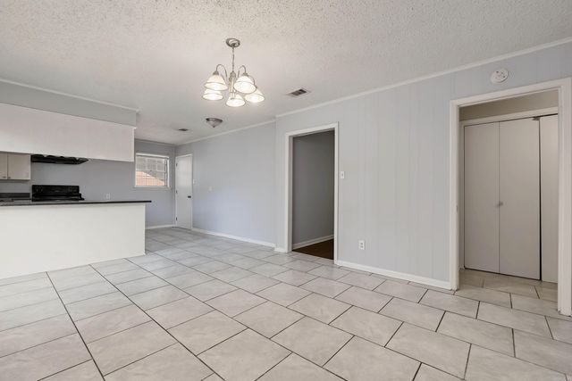 2011 Broken Arrow Dr., North Little Rock, AR 72118
