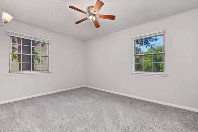 2011 Broken Arrow Dr., North Little Rock, AR 72118