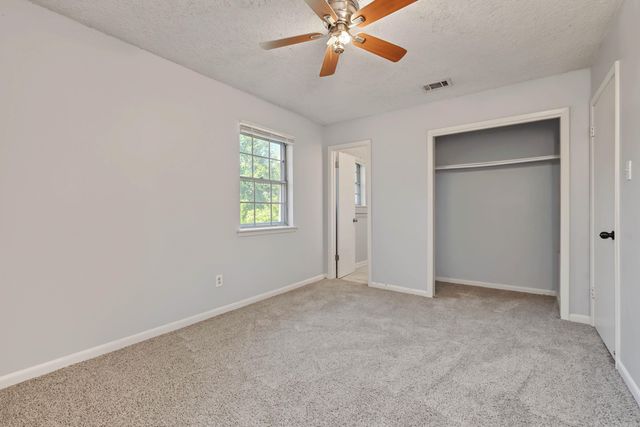 2011 Broken Arrow Dr., North Little Rock, AR 72118