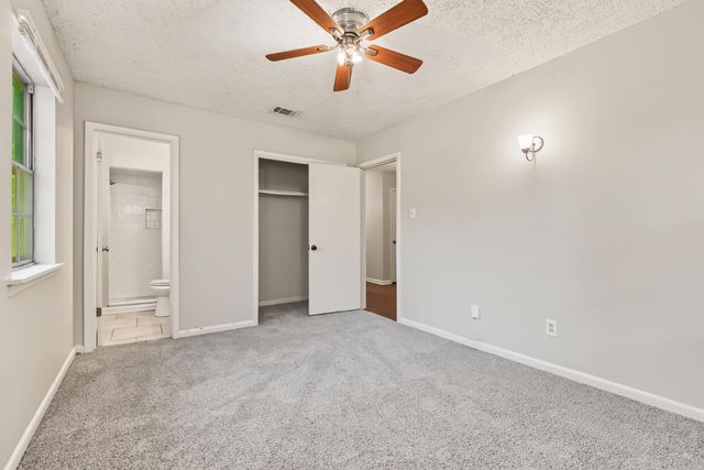 2011 Broken Arrow Dr., North Little Rock, AR 72118