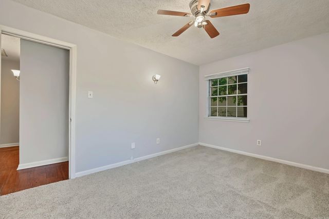 2011 Broken Arrow Dr., North Little Rock, AR 72118
