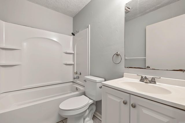 2011 Broken Arrow Dr., North Little Rock, AR 72118