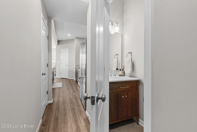 133 Harvest Pt Way, Mt Washington, KY 40047