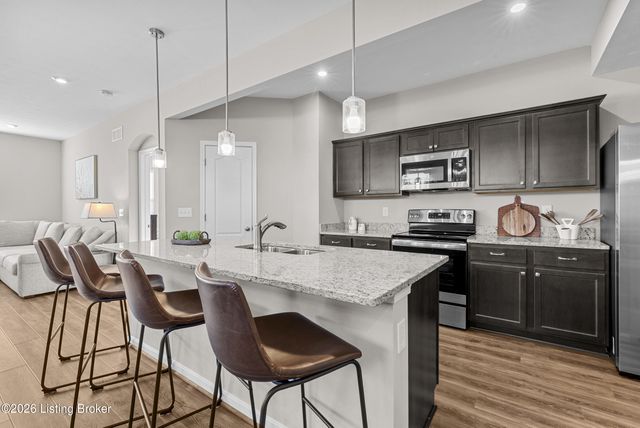 133 Harvest Pt Way, Mt Washington, KY 40047