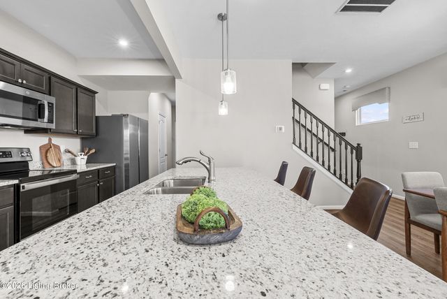 133 Harvest Pt Way, Mt Washington, KY 40047