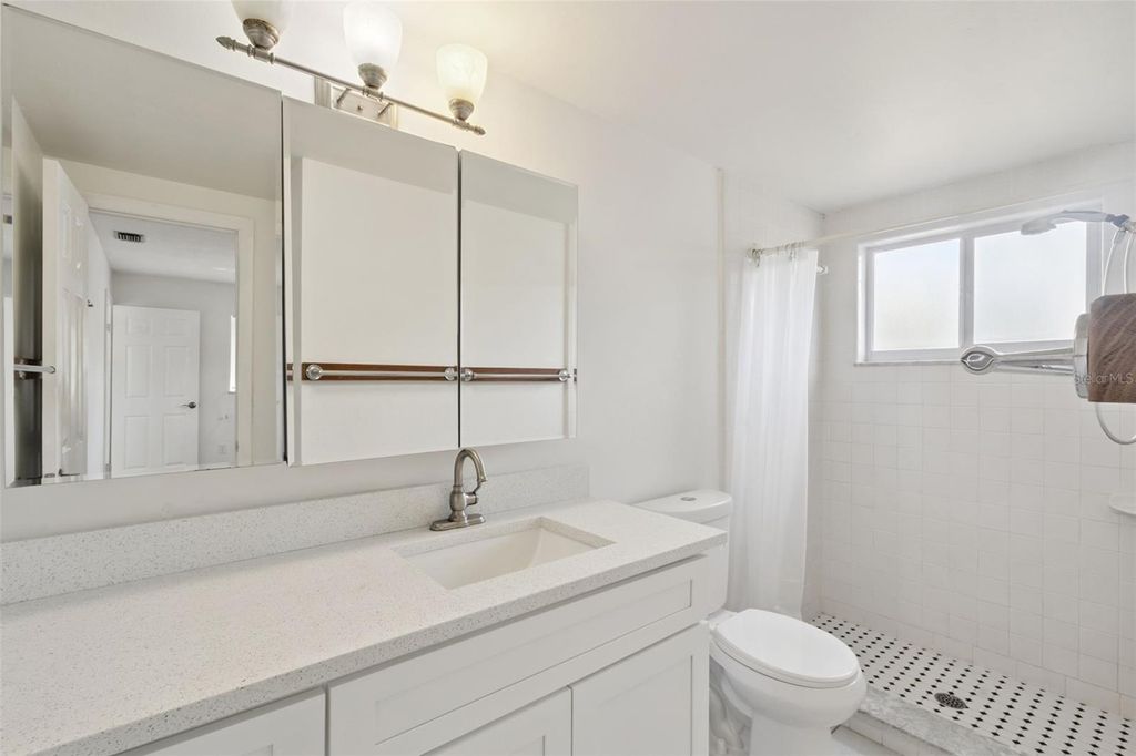 Image 20 of property listing at 2632 TALBOT ROAD, Fern Park, FL 32730