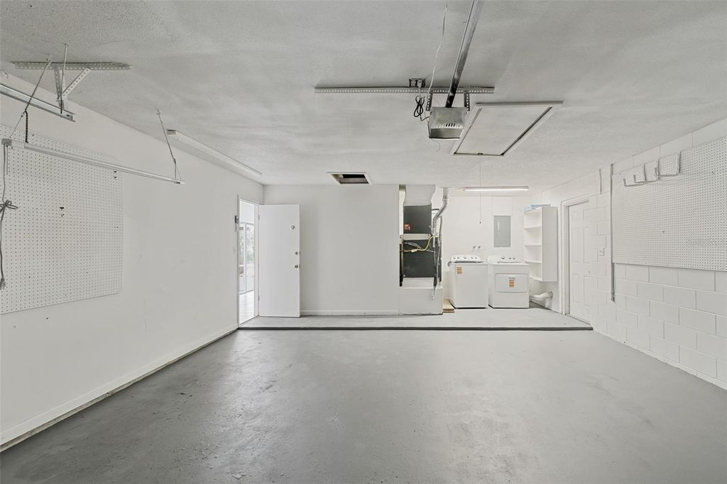 Image 21 of property listing at 2632 TALBOT ROAD, Fern Park, FL 32730