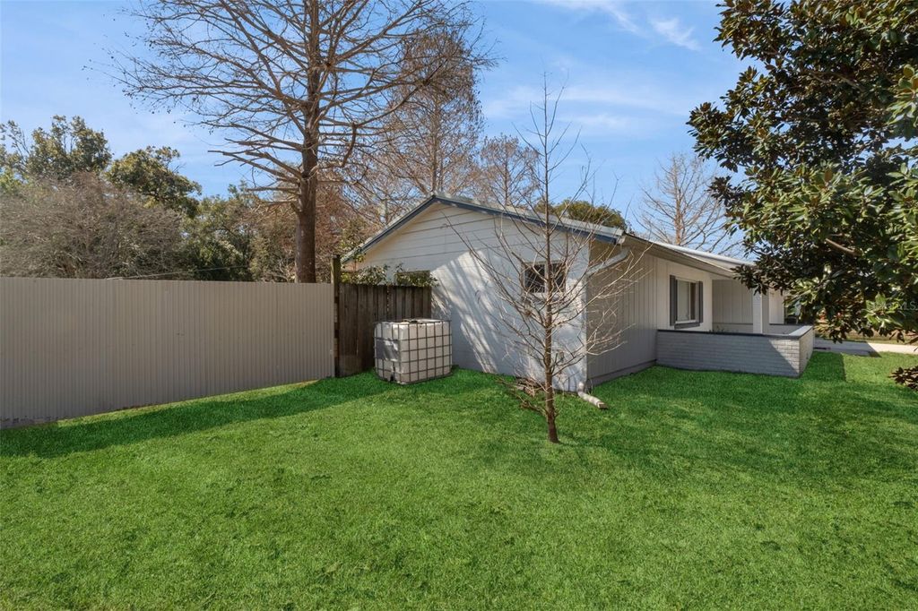 Image 24 of property listing at 2632 TALBOT ROAD, Fern Park, FL 32730