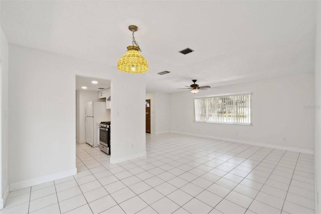 Image 7 of property listing at 2632 TALBOT ROAD, Fern Park, FL 32730
