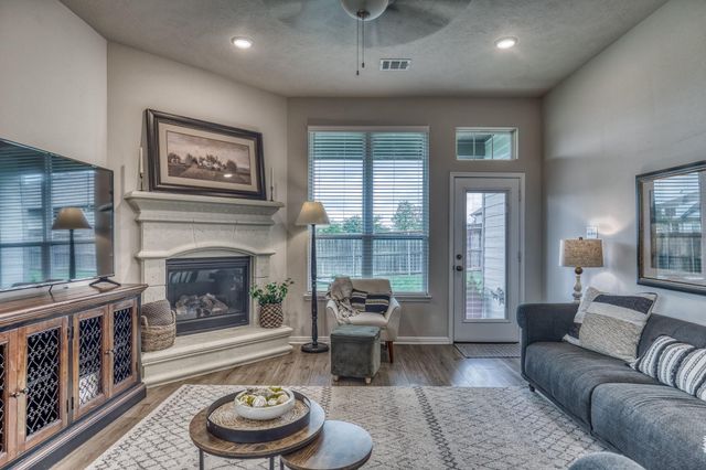 1016 Old Vine Rd Road, Brenham, TX 77833