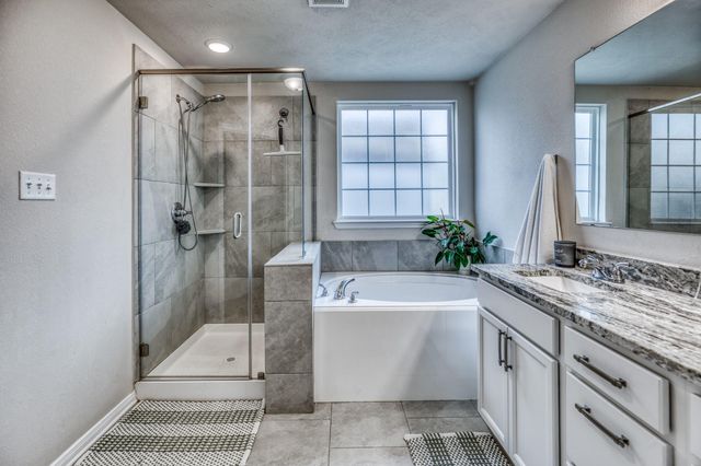 1016 Old Vine Rd Road, Brenham, TX 77833