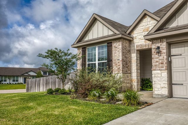 1016 Old Vine Rd Road, Brenham, TX 77833