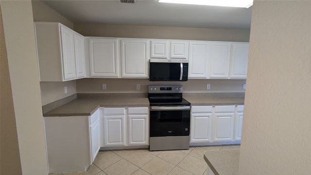 1029 Magnolia Lane, Cedar Hill, TX 75104