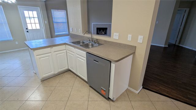 1029 Magnolia Lane, Cedar Hill, TX 75104