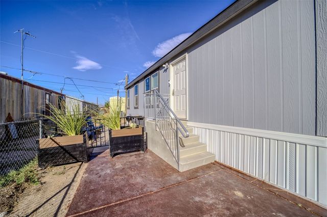 437 Coral Reef Drive, Bullhead City, AZ 86442